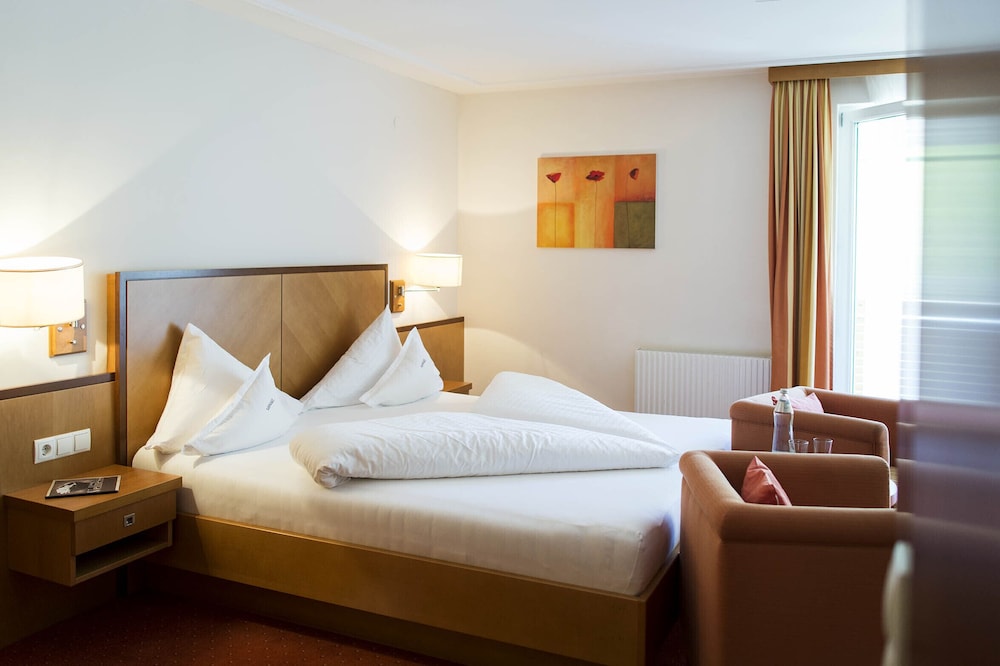Deluxe Double Room photo 2