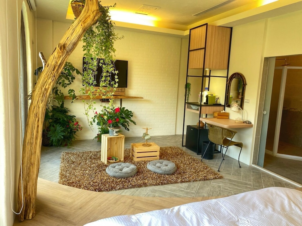 Romantic Double Room, 1 Bedroom, Balcony, Garden Area photo 1