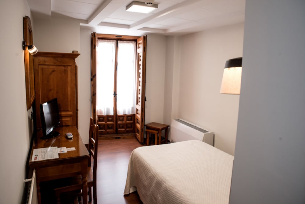 Classic Single Room photo 3