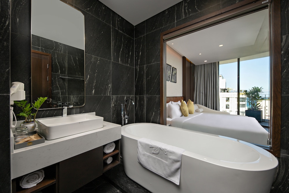 Panoramic Suite include Afternoon Tea - Photo 5