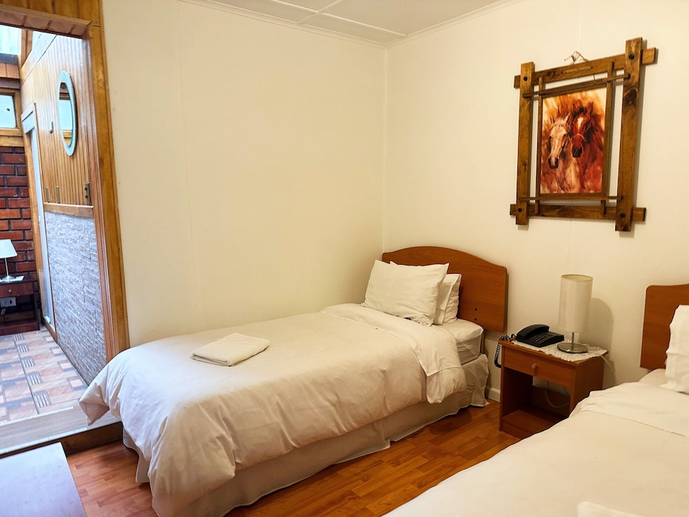 Standard Room photo 2