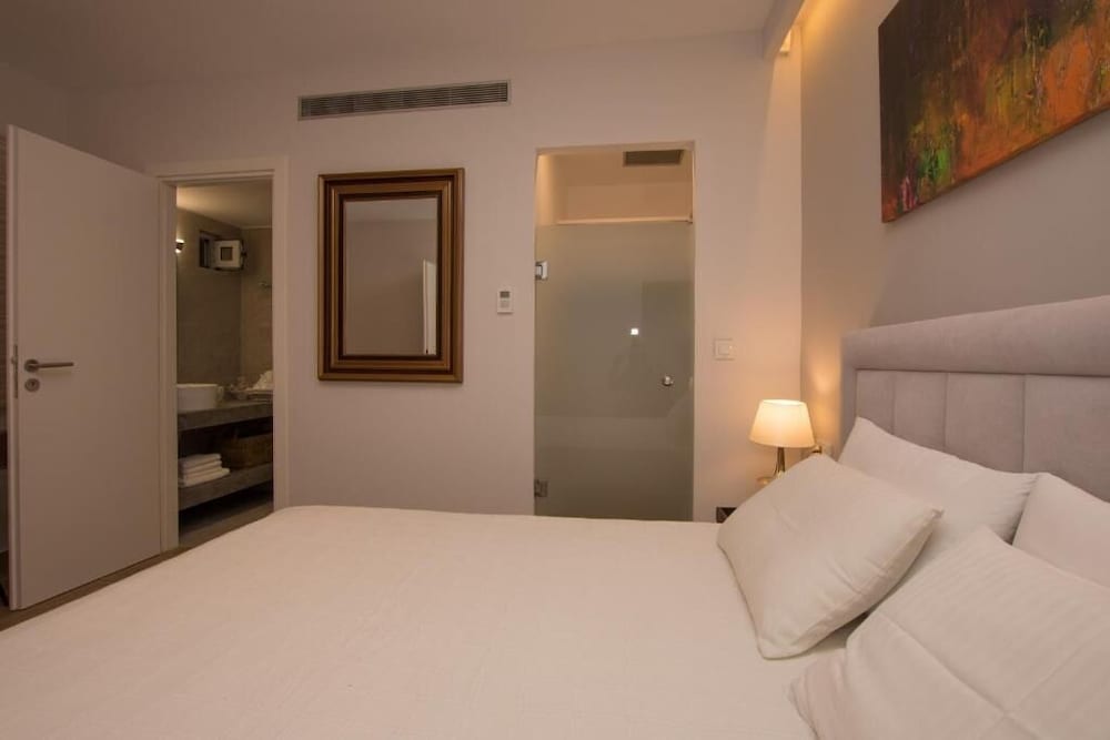 Superior Apartment, Partial Sea View