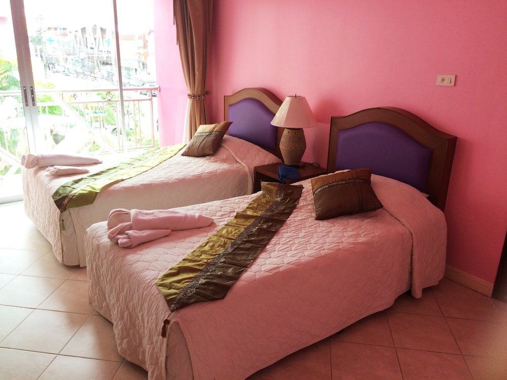 Standard Twin Room, Balcony, Mountainside photo 3