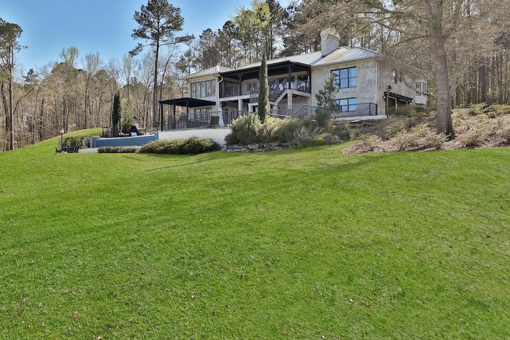 7BR Lakefront Haven Pool Hot Tub Gated 4acres, Billede 53