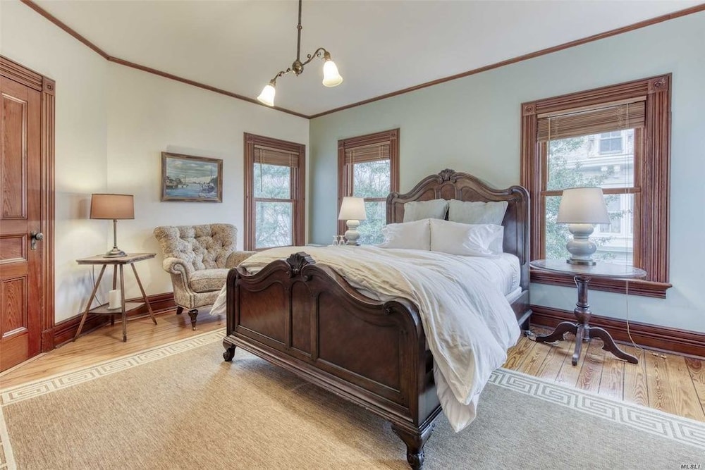 Classic Room, 1 Queen Bed photo 1