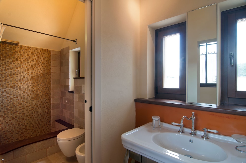 Duplex, 1 Bedroom photo 3