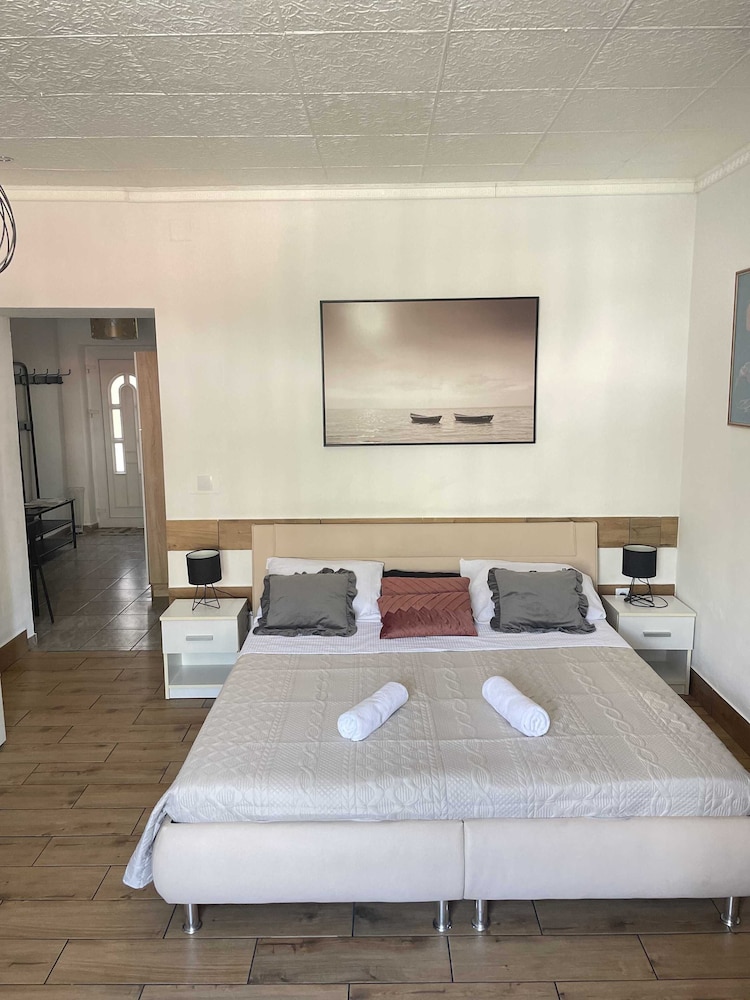Studio (Studio Apartment With Terrace And Cit)