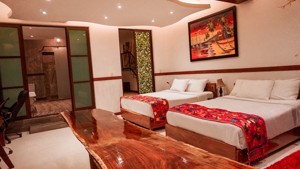 Family Room - Photo 11