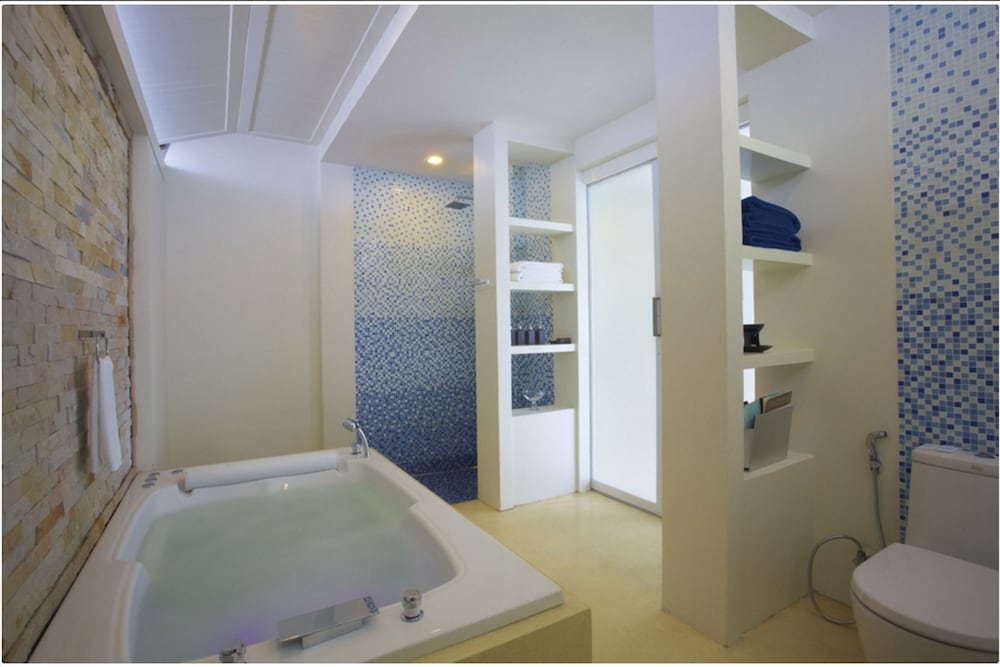 Ocean Pool Villa - Photo 8