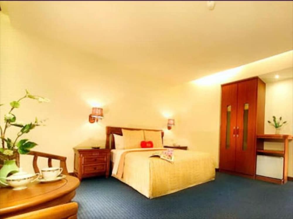 Double Room - Photo 7