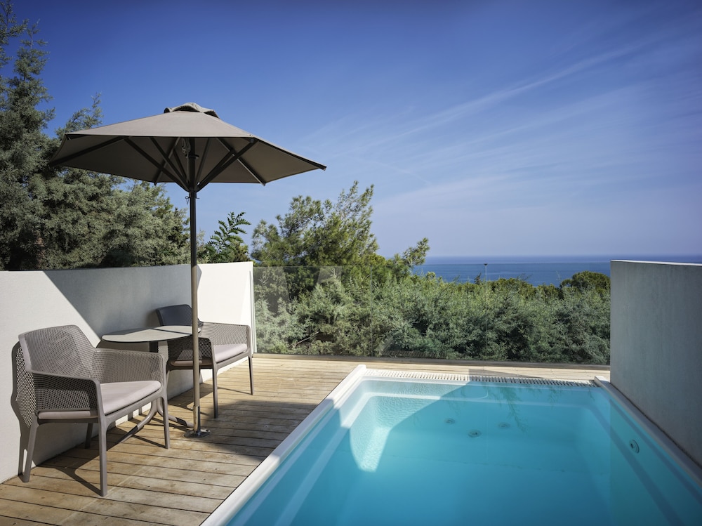 Exclusive Room, Private Pool, Sea View - Photo 5
