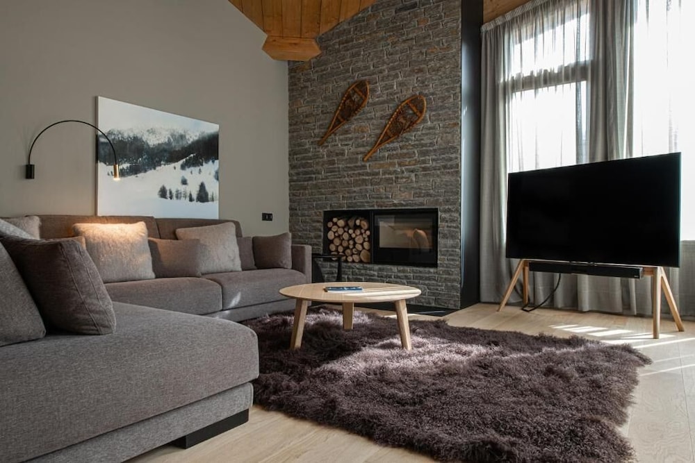 Elite Apartment photo 2
