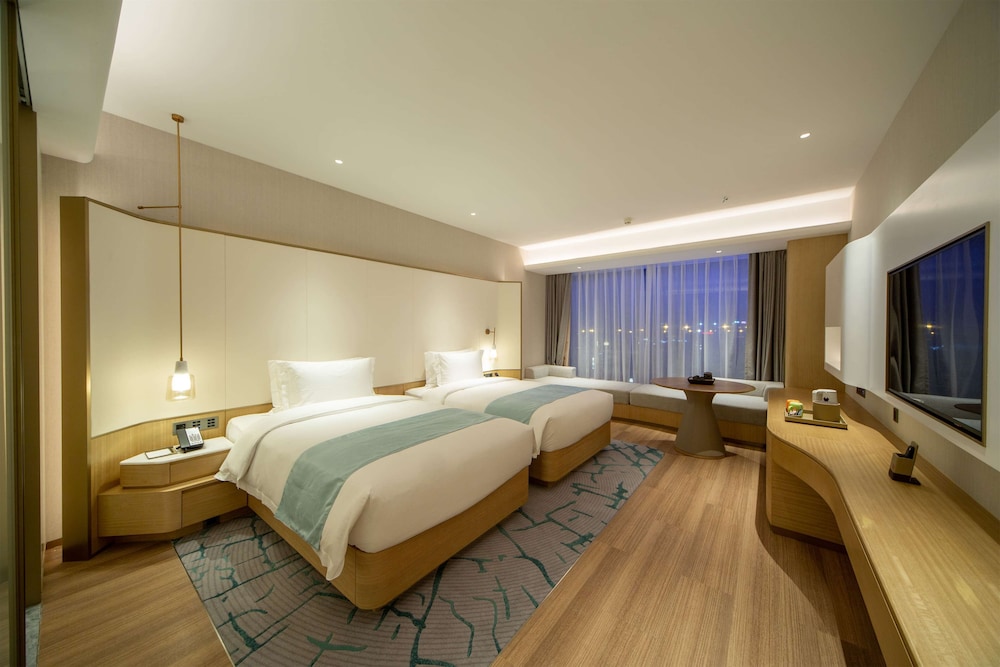 Deluxe Room, 2 Twin Beds, Garden View