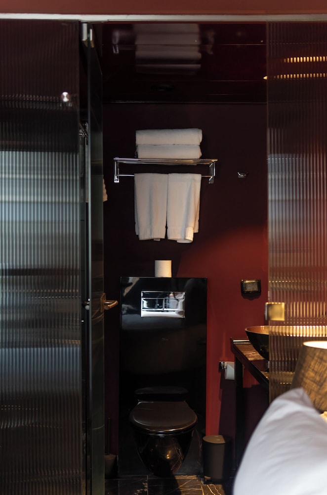 Superior Room, City View - Photo 8