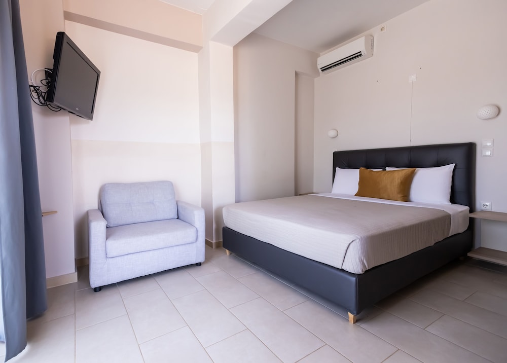 Standard Room with Garden View