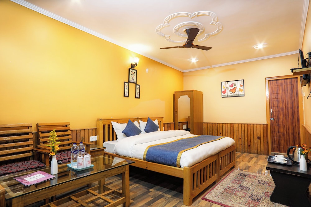 Standard Double or Twin Room, Garden View