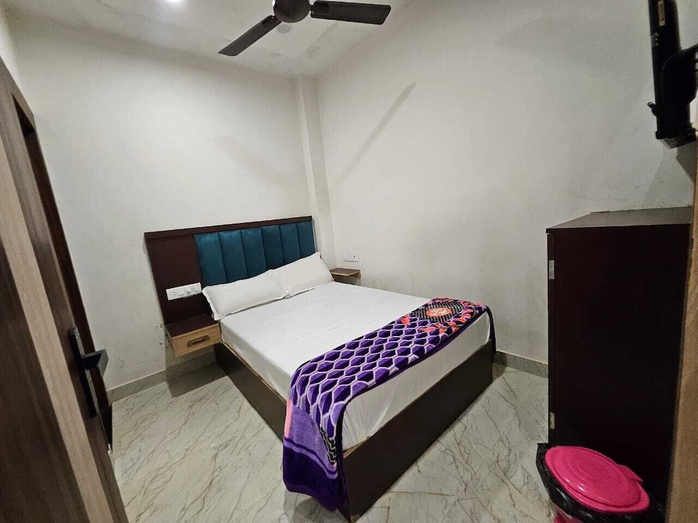 Basic Double Room