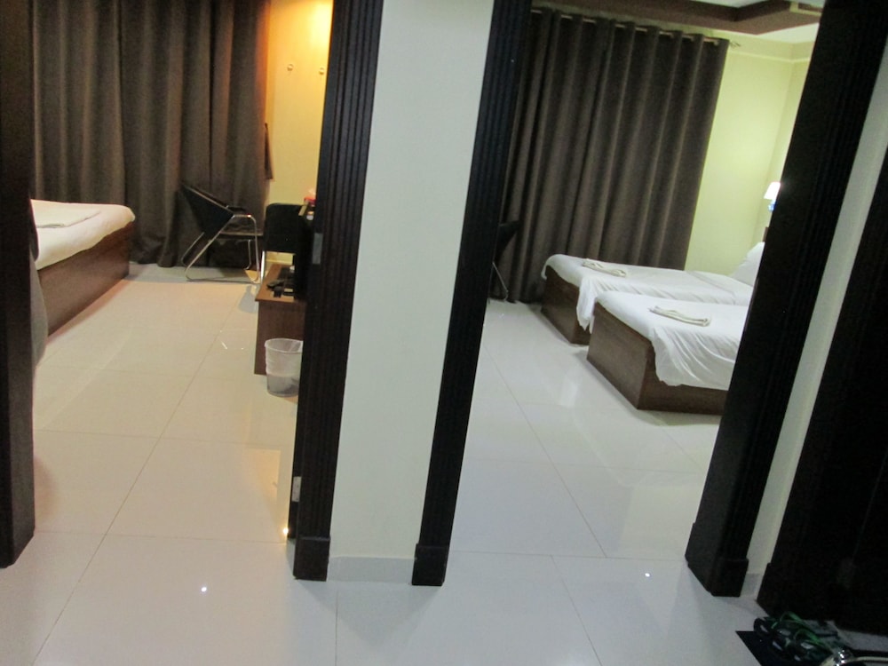 Suite, 2 Bedrooms photo 1