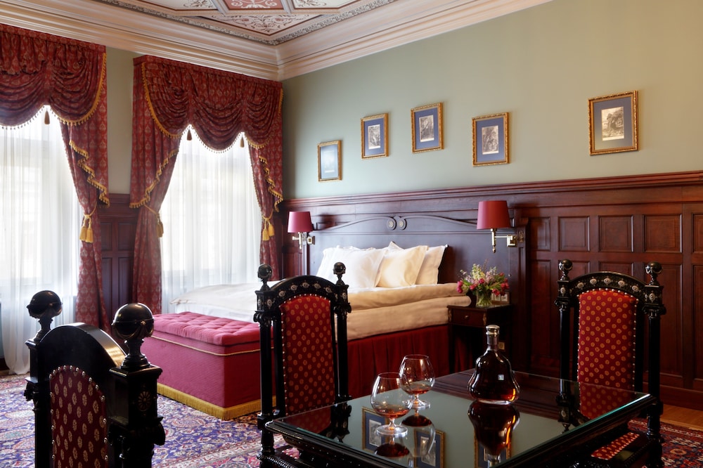 Royal Suite