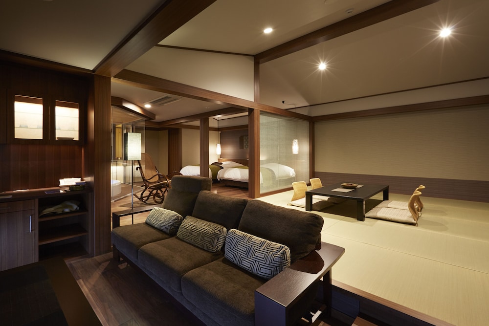 Twin Suite with Open Air Hot Tub Bath (New Building) photo 2