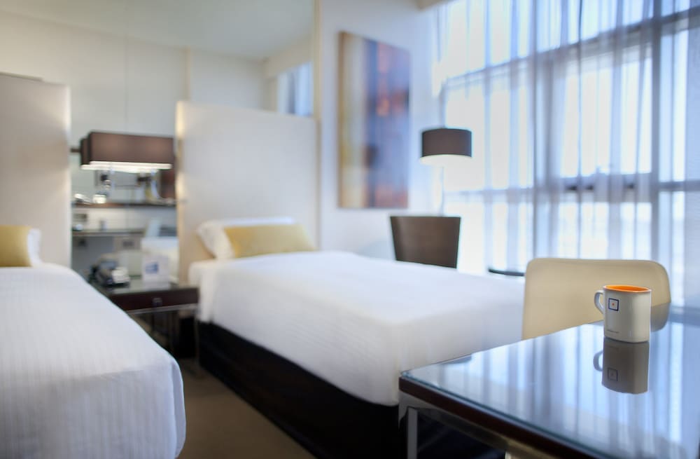 Room, 2 Twin Beds (High Floor Centro) photo 2