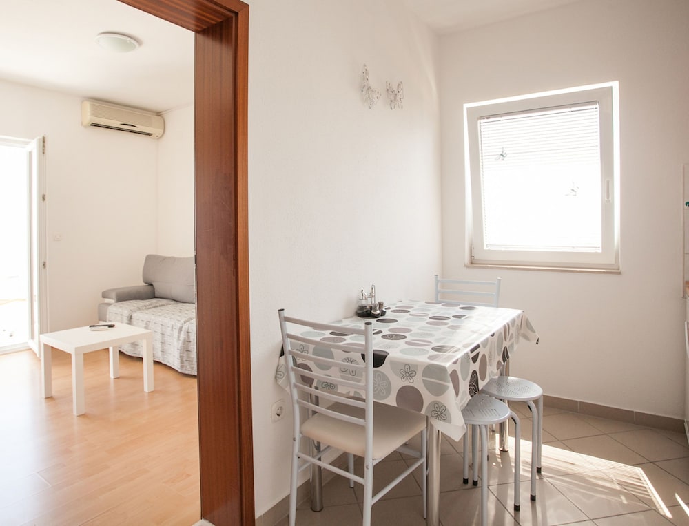 Apartment, 1 Bedroom, Balcony, Sea View photo 3