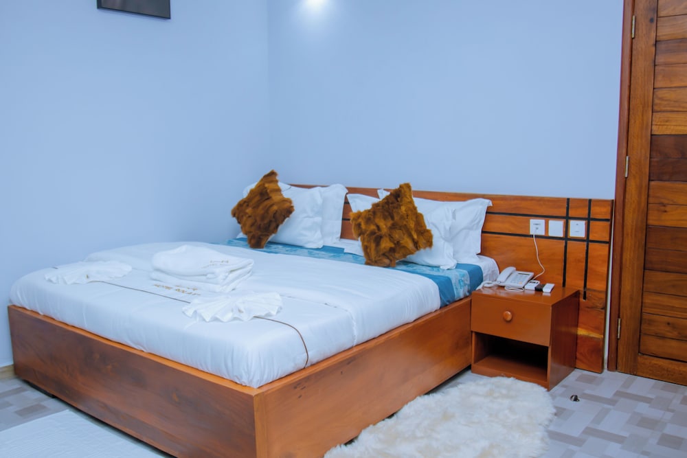 Executive Room, City View