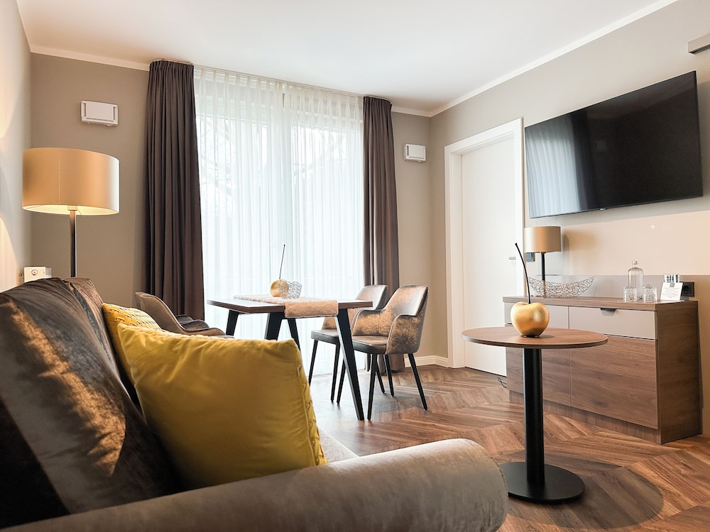 Deluxe Suite, 1 Bedroom photo 1