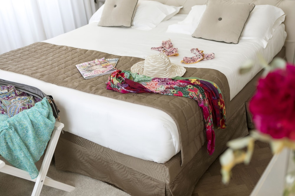 Available room