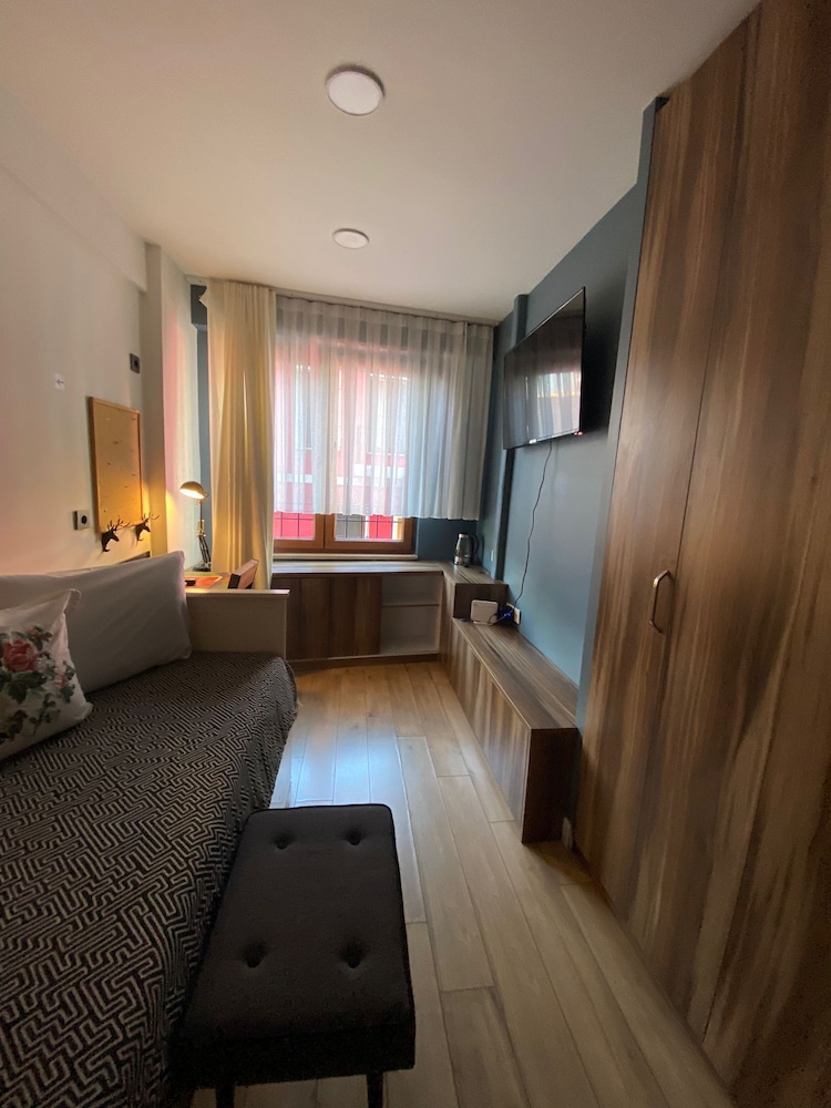 Economy Single Room, 1 Twin Bed photo 2