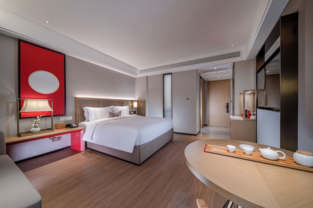 Superior Single Room, City View photo 1
