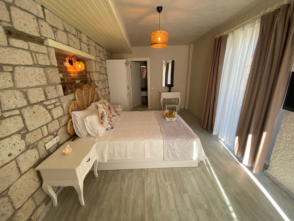 Junior Room
