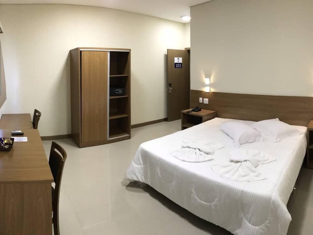 Suite (Master)