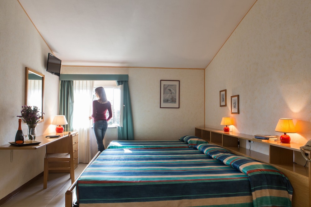Quadruple Room photo 3