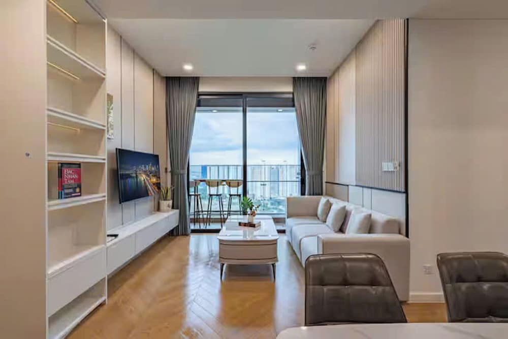 Presidential Suite, 2 Bedrooms, Club Lounge Access, City View photo 1