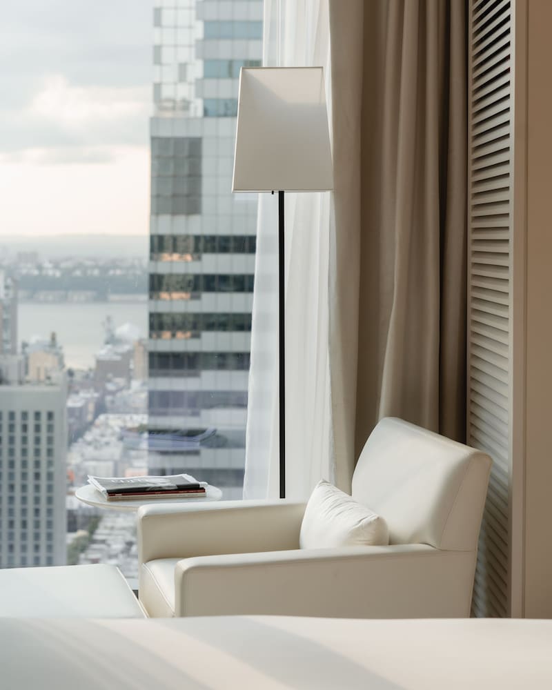 Premier Room, 1 King Bed (Mobility Accessible, Roll-In Shower)