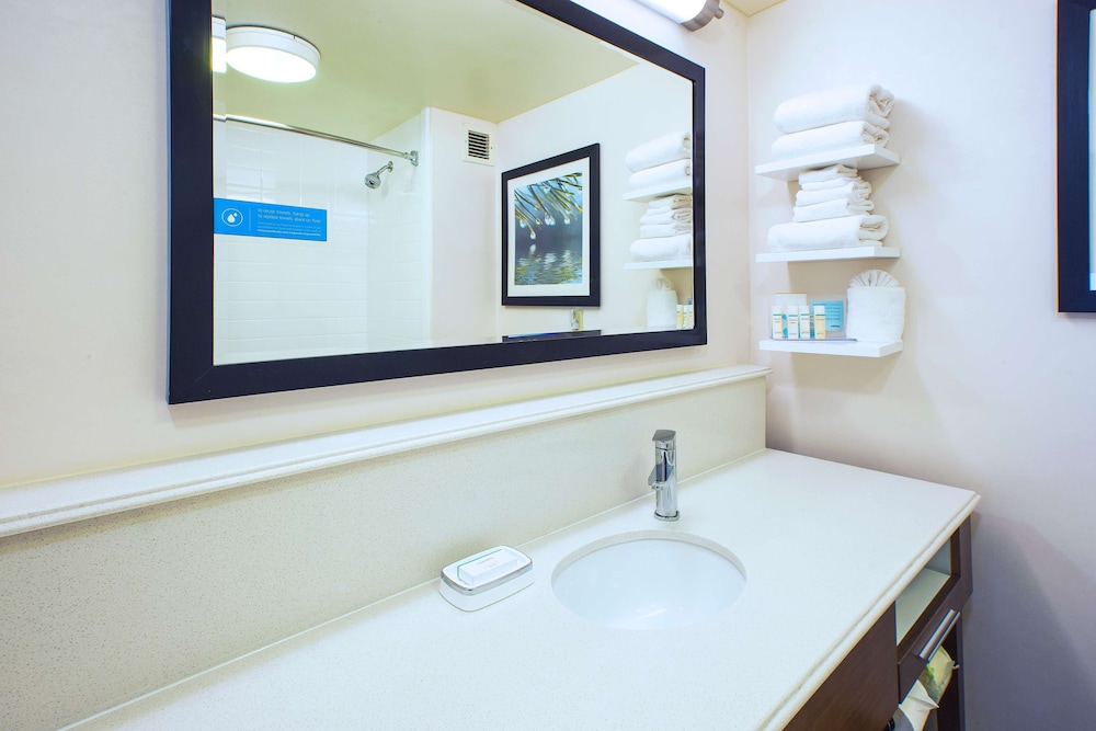 Hampton Inn & Suites Providence-Warwick Airport, Photo 7