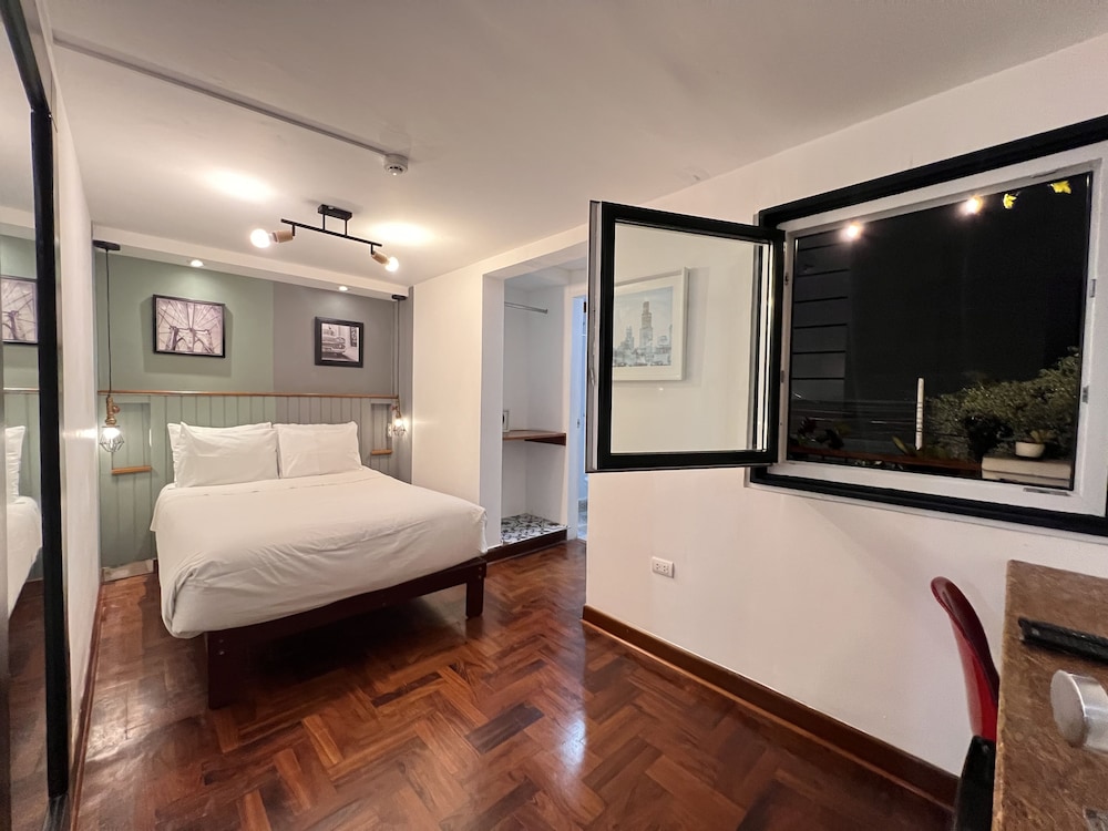 Superior Double Room, 1 Queen Bed, Private Bathroom photo 1