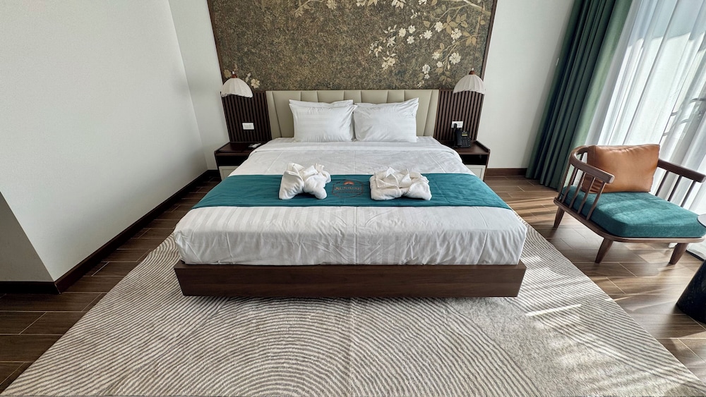 Deluxe Double Room, Balcony, Mountain View photo 1