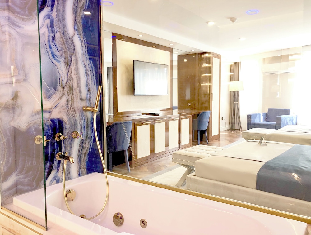 Suite photo 3