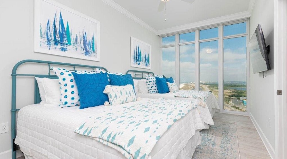 Condo, 4 Bedrooms