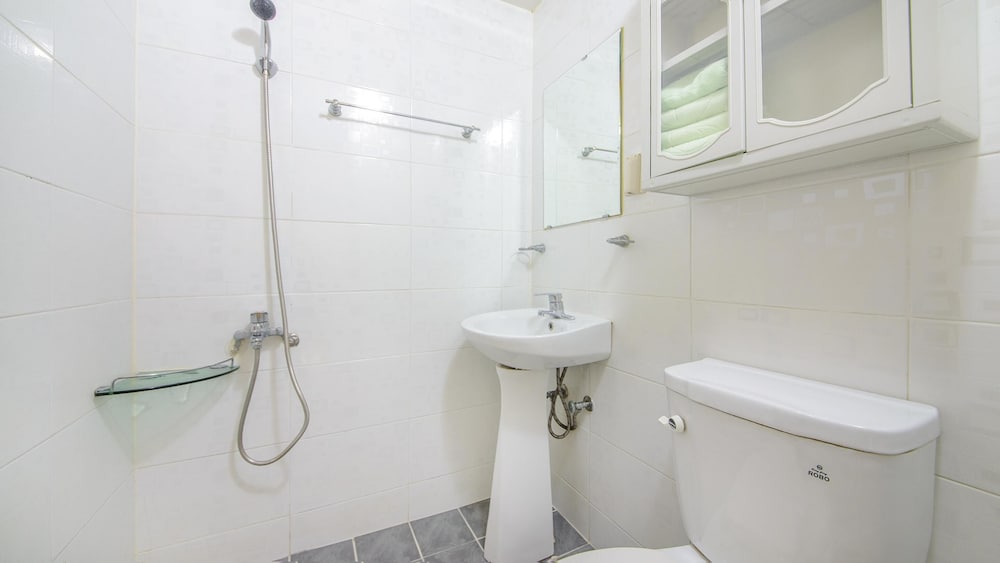 Basic Room, 1 Bedroom (A205) - Photo 5