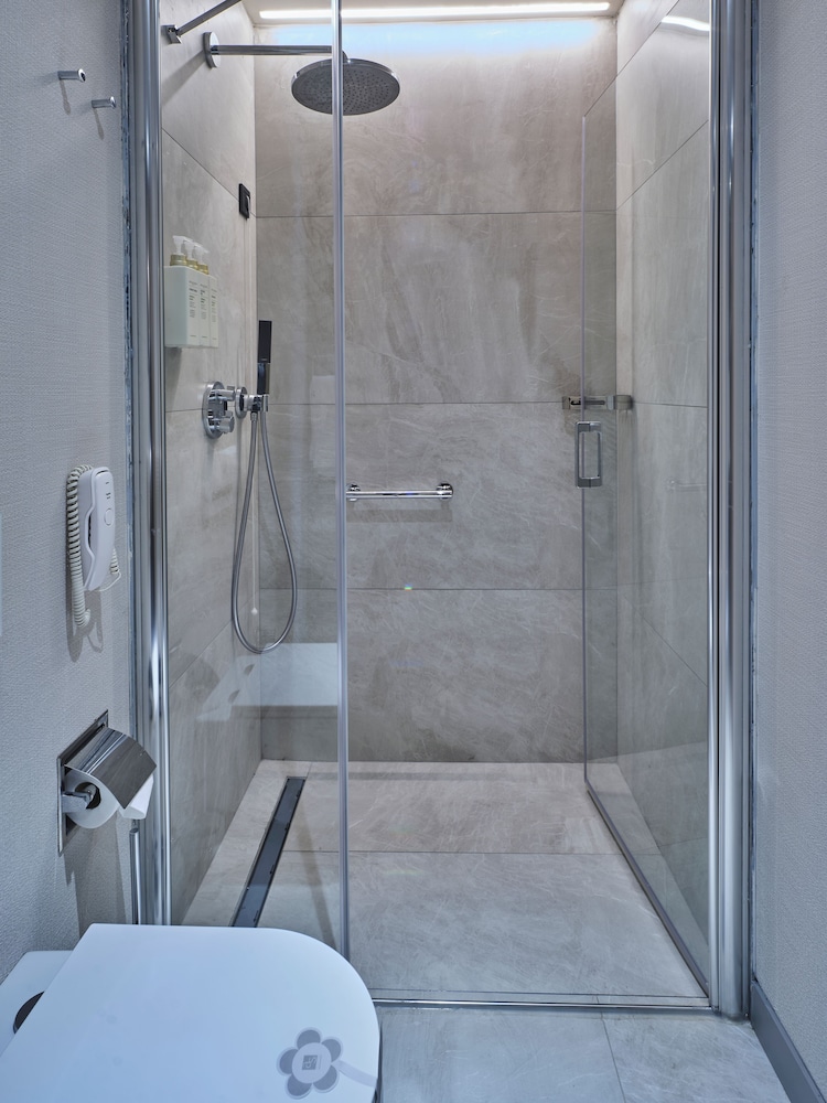 Standard Double Room, Balcony, City View photo 3