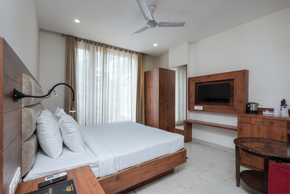Deluxe Room - Photo 2