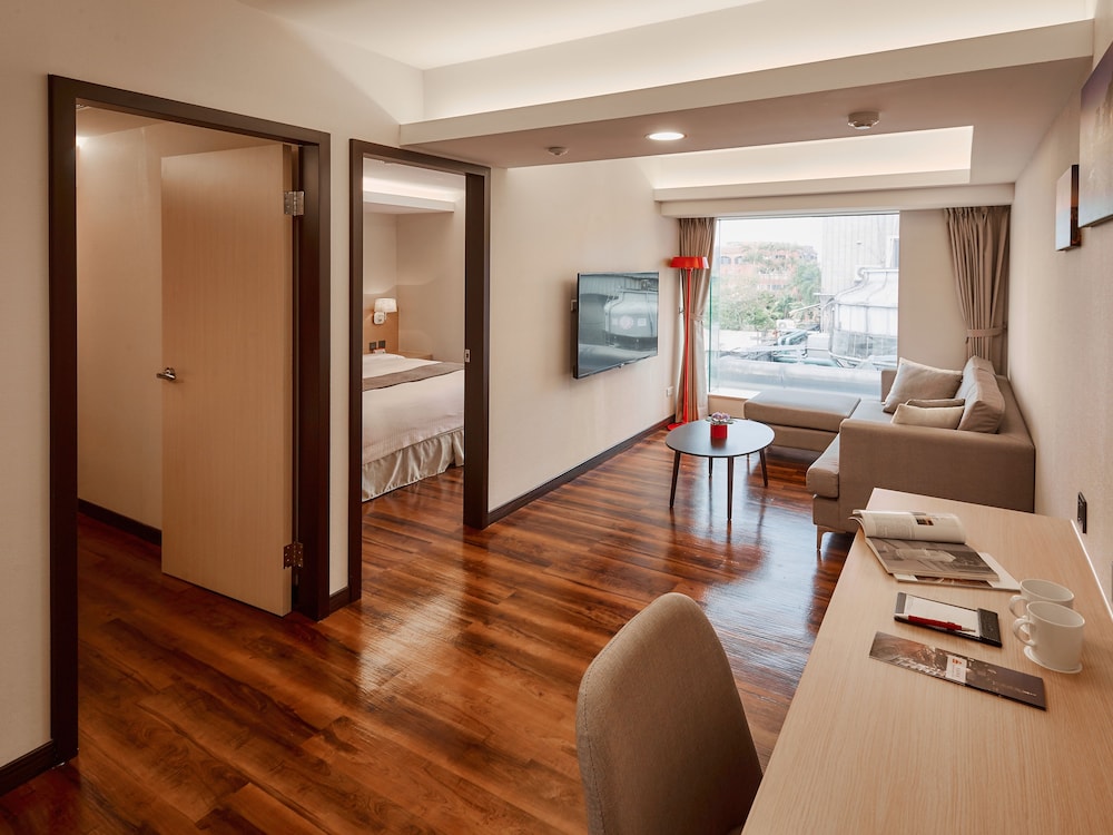Family Suite, 2 Bedrooms, Hot Tub, Tower