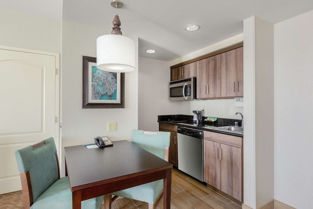 Premium Suite, 1 Bedroom, Non Smoking - Photo 5