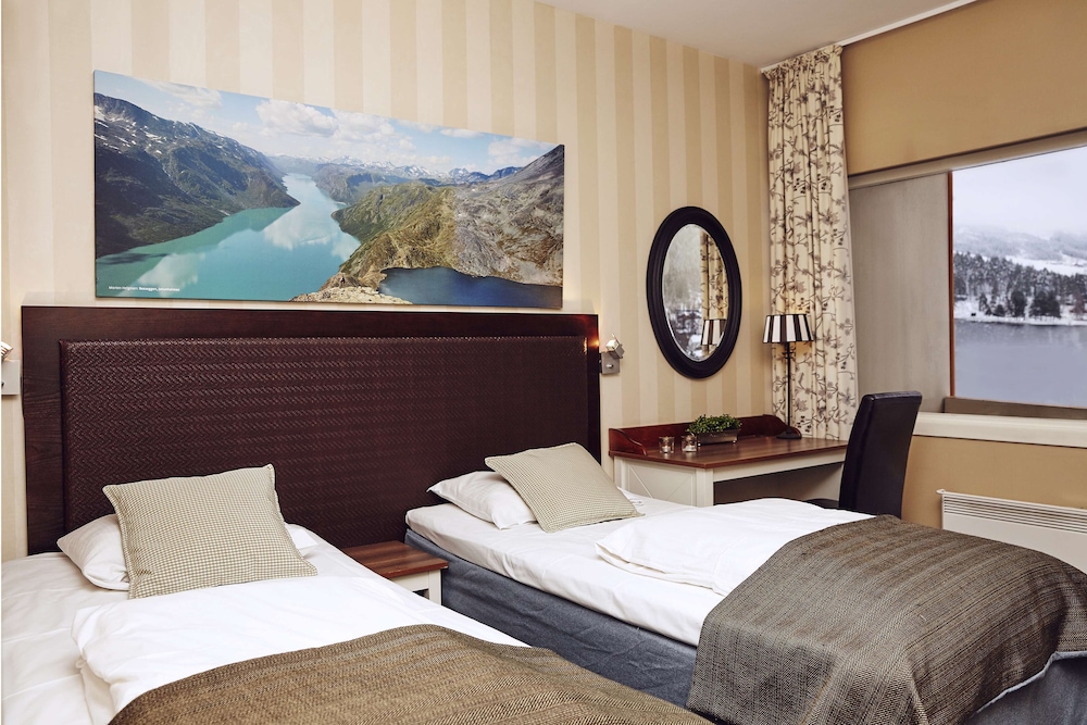 Standard Twin Room - Photo 1