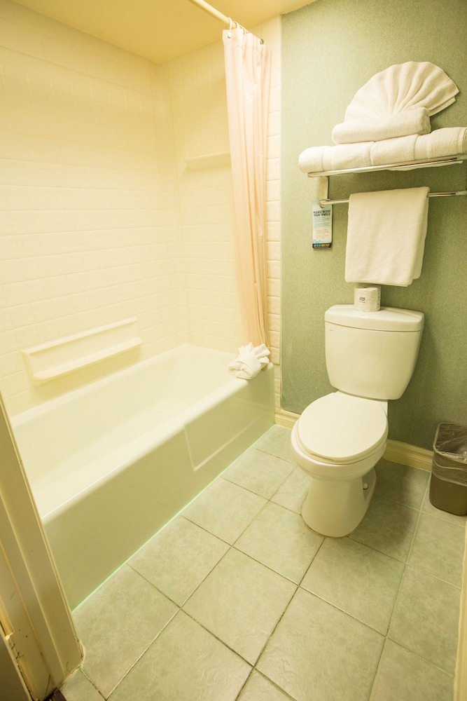 Family Duplex, 2 Bathrooms - Photo 3