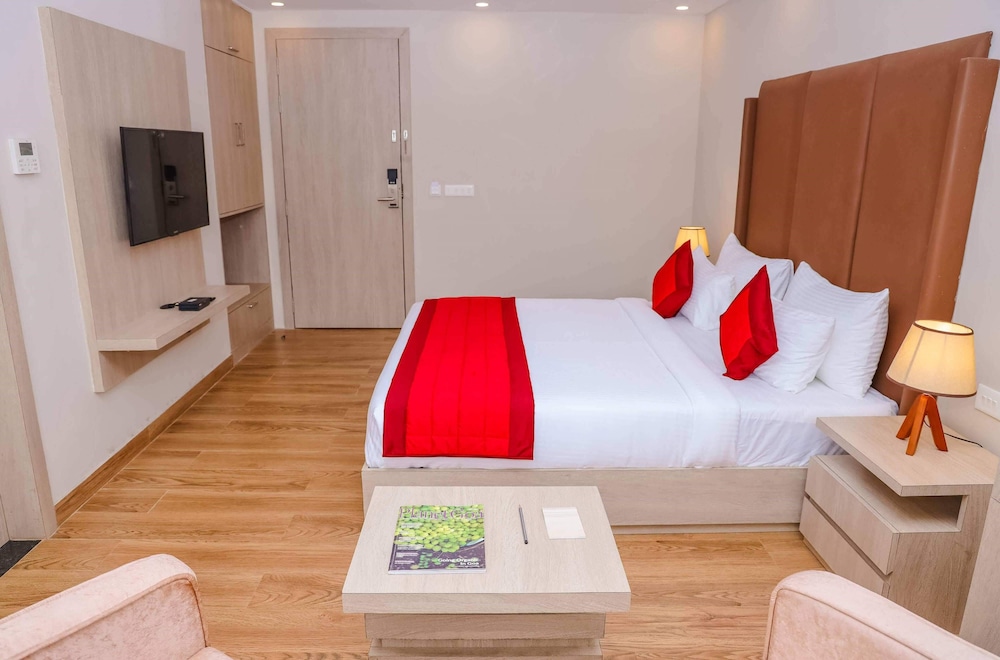 Deluxe Room - Photo 7