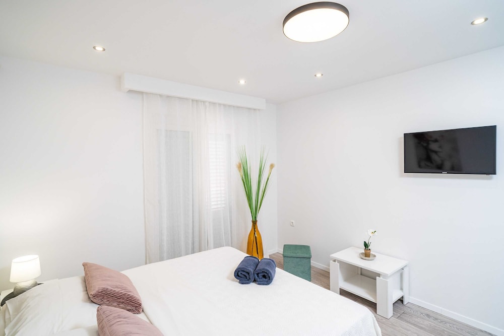 Superior Apartment, 1 Bedroom, Balcony, Sea View photo 1